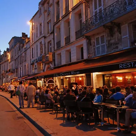 With Garden Near Beautiful Golf Course Vasles