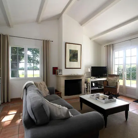 With Garden Near Beautiful Golf Course Villa