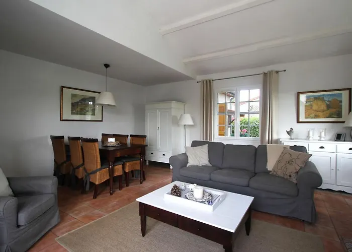 Villa With Garden Near Beautiful Golf Course *