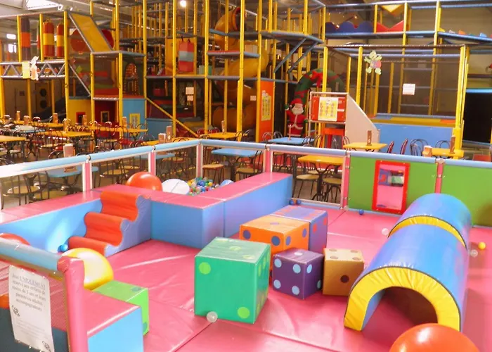 Villa With Garden Near Beautiful Golf Course Vasles