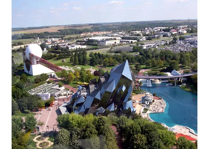 With Garden Near Beautiful Golf Course * Vasles